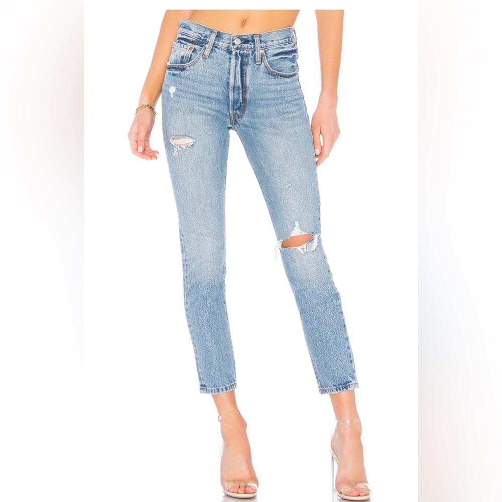 Levi’s 501 light denim wash